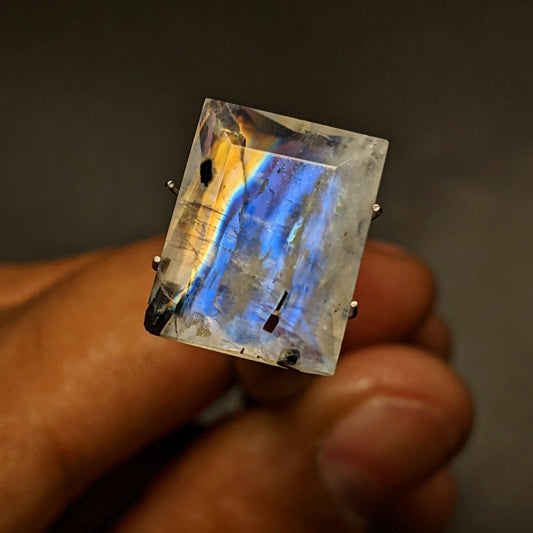 Moonstone Faceted